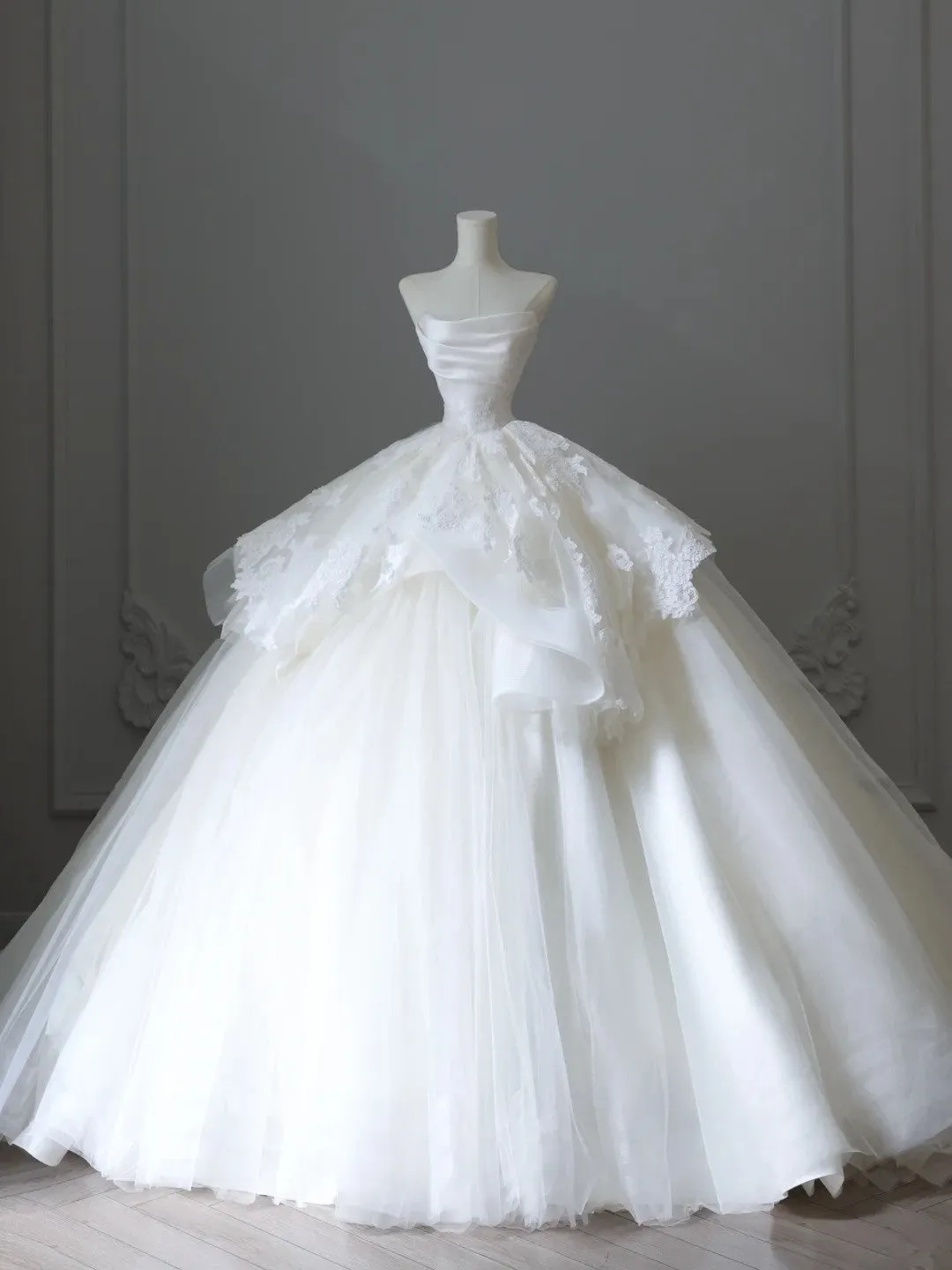 A Line Ball Gown White Tulle Long Wedding Dress Princess Bridal Gown       fg7396