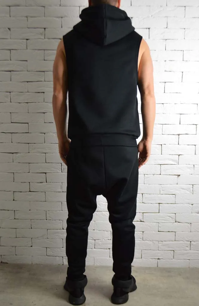 Directional Logo Sleeveless Hoodie - Black